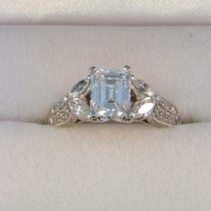 CroppedImage400400 1.01ct si d ec ring2