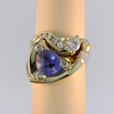 Custom Trillion Sapphire & Diamond Wedding Set | Exquisite Jewelry for ...
