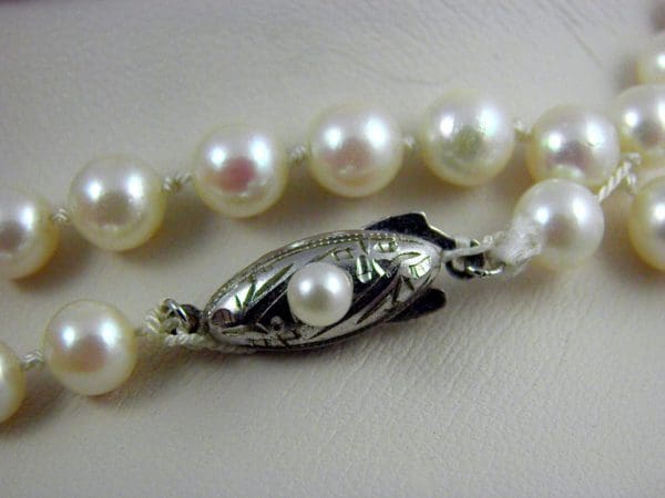 Vintage Mikimoto Pearl Bracelet 1