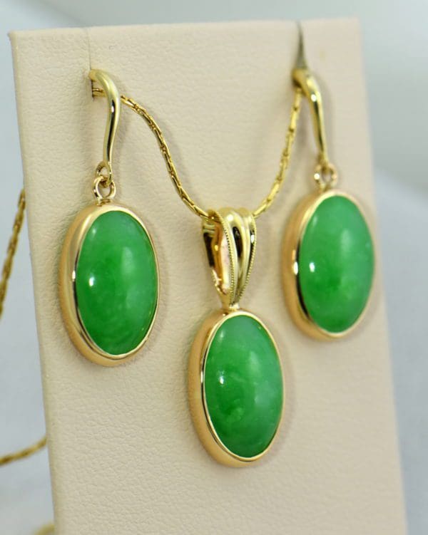 Burmese Jade Pendant Earring Set Yellow Gold 2.JPG