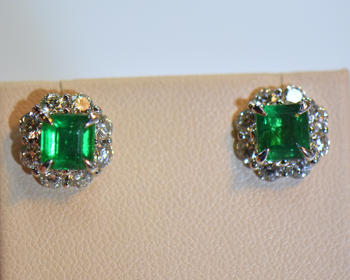 Emerald and diamond earrings on sale vintage