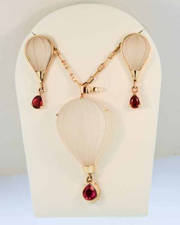 estate hot air baloon jewelry pendant earrings quartz and red spinel in gold