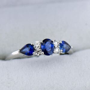 modern sapphire and diamond 5 stone ring