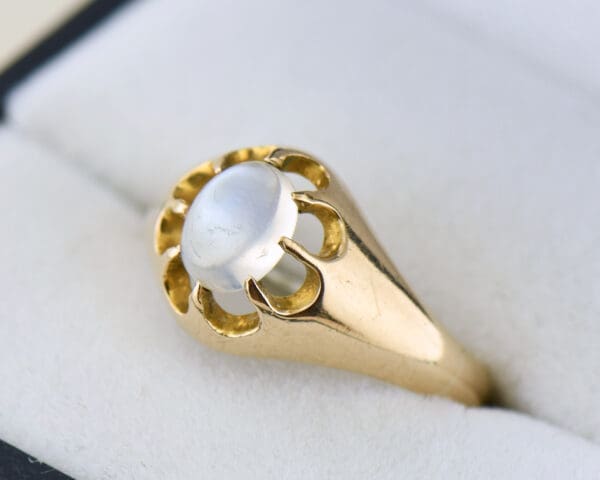 antique gold claw set blue moonstone belcher ring 3