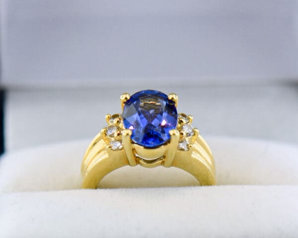 estate 18k gold and deep blue tanzanite ring 2