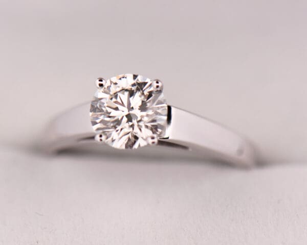 1ct round vvs diamond cathedral solitaire engagement ring 2