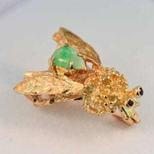 vintage gold bee brooch with jade body and ruby eyes